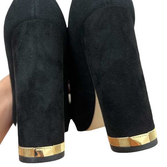 Michael Kors Valerie Black Suede Closed Toe Pumps 7 in Box - Picture 5 of 8